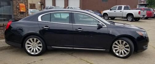 Photo 4 of 13 of 2015 Lincoln MKS Base