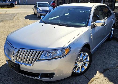 2011 Lincoln MKZ Base