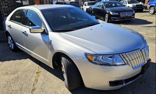 2011 Lincoln MKZ Base