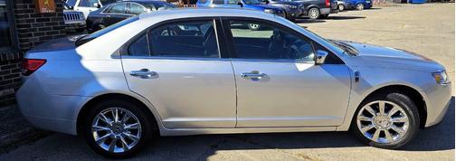2011 Lincoln MKZ Base