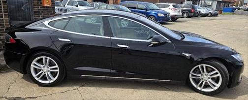 2013 Tesla Model S Base