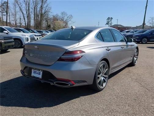 2025 Genesis G70 2.5T