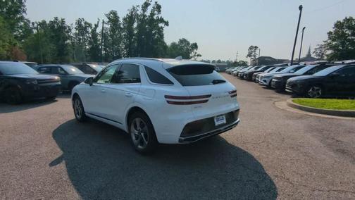 2026 Genesis GV70 2.5T Advanced