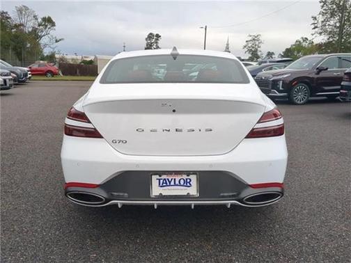 2025 Genesis G70 2.5T