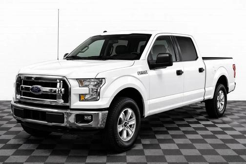 White 2017 Ford F-150 XLT