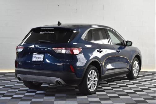Blue 2020 Ford Escape SE