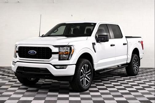 White 2023 Ford F-150 XL