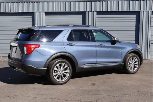 Blue 2021 Ford Explorer XLT