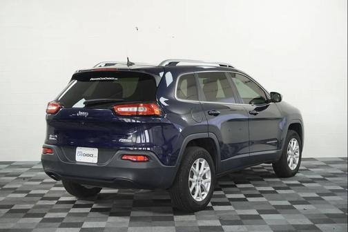 Blue 2016 Jeep Cherokee Latitude