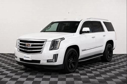White 2017 Cadillac Escalade Luxury