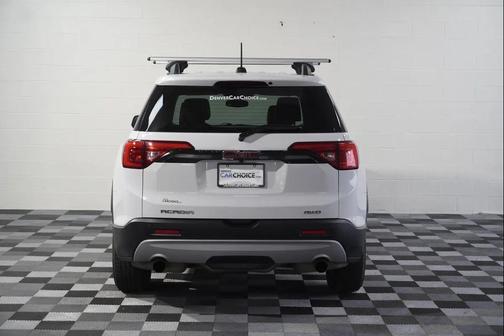 White 2019 GMC Acadia SLT-1