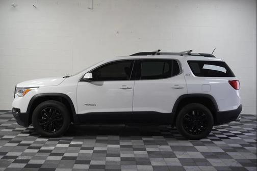 White 2019 GMC Acadia SLT-1