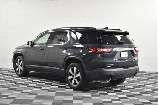 Gray 2019 Chevrolet Traverse LT Leather