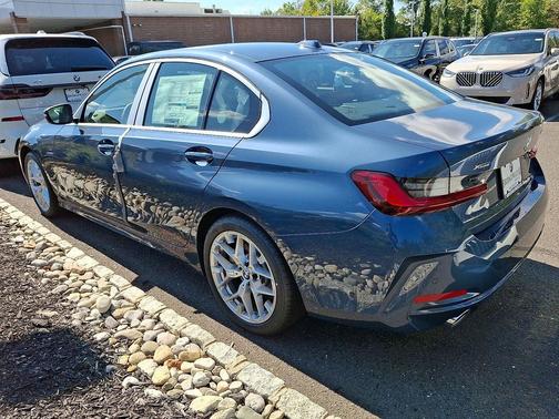 2025 BMW 330 i xDrive