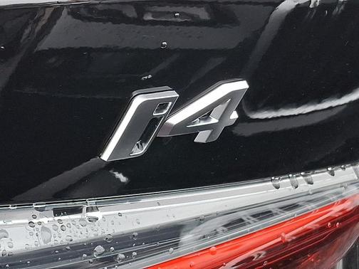 Jet Black 2026 BMW i4 Gran Coupe xDrive40