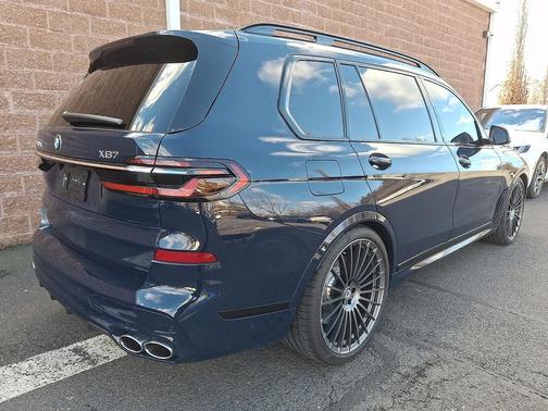2026 BMW ALPINA XB7 