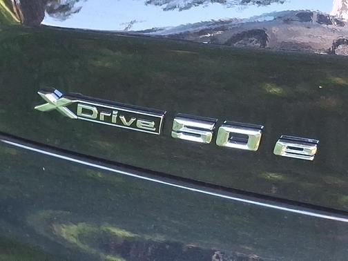 Black Sapphire Metallic 2026 BMW X5 PHEV xDrive50e