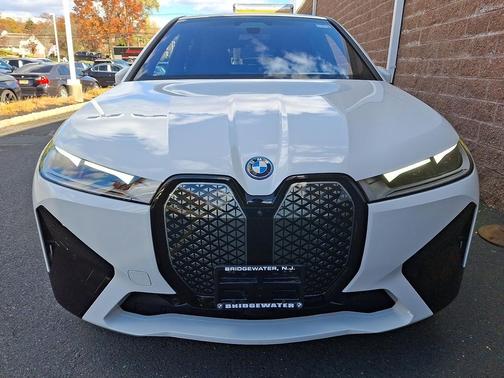 2025 BMW iX xDrive50