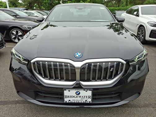 2025 BMW i5 xDrive40