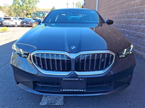 2025 BMW i5 xDrive40