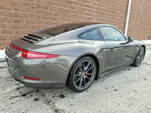 2013 Porsche 911 Carrera 4S