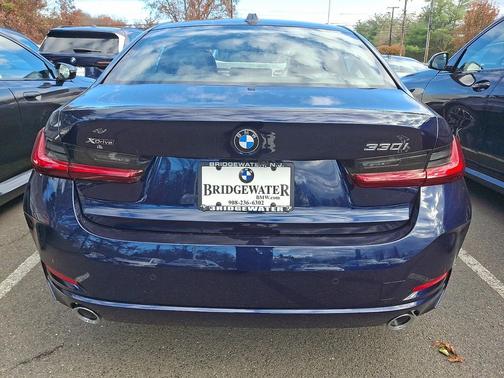 2026 BMW 330 i xDrive