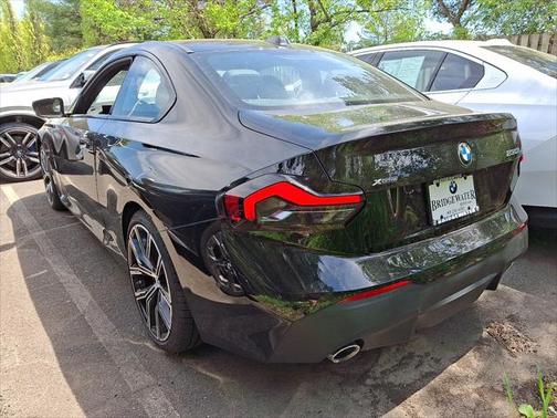 2024 BMW 230 i xDrive