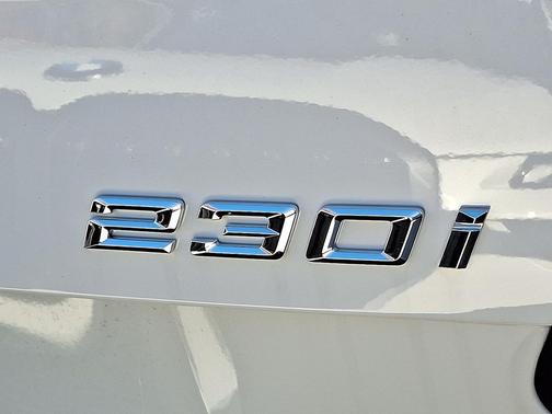 2025 BMW 230 i xDrive