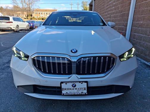 2024 BMW 530 i xDrive