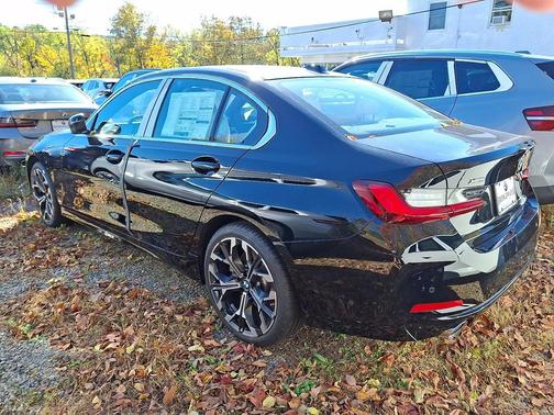 2025 BMW 330 i xDrive