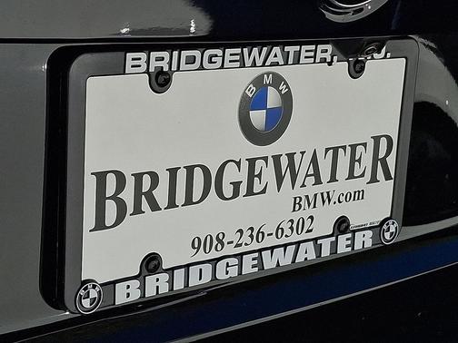 2025 BMW 330 i xDrive