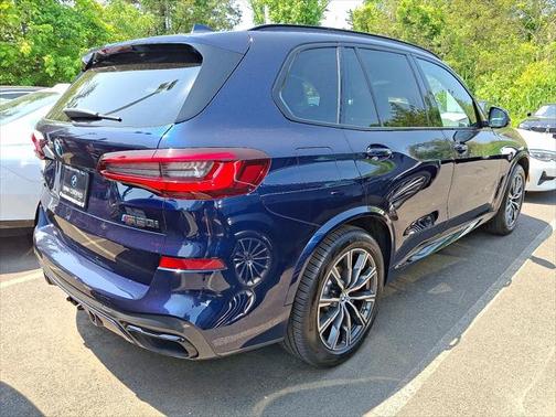 2022 BMW X5 M50i