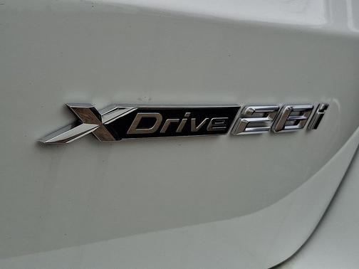 2026 BMW X1 xDrive28i