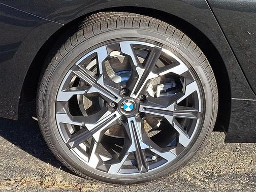 2026 BMW 330 xDrive NA