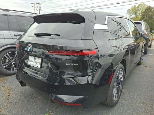 2026 BMW iX xDrive45