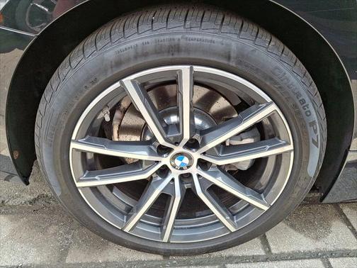 2021 BMW 330 xDrive
