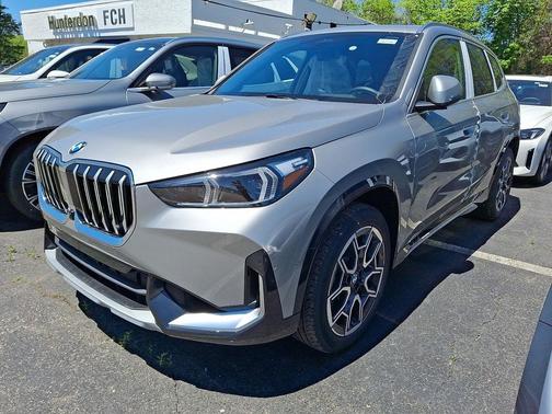 Space Silver Metallic 2026 BMW X1 xDrive28i
