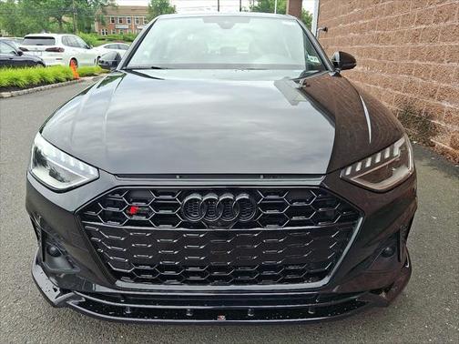 2023 Audi S4 Premium Plus TFSI quattro Tiptronic