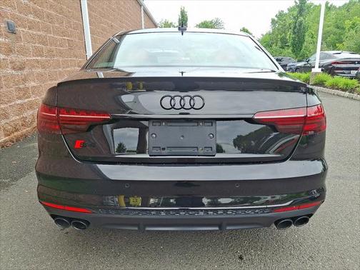 2023 Audi S4 Premium Plus TFSI quattro Tiptronic