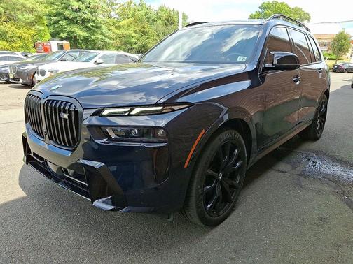 2025 BMW X7 M60i