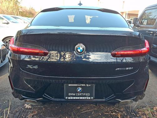 2023 BMW X4 xDrive30i