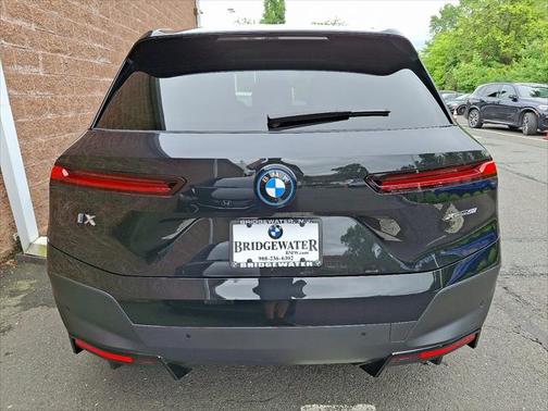 2025 BMW iX xDrive50