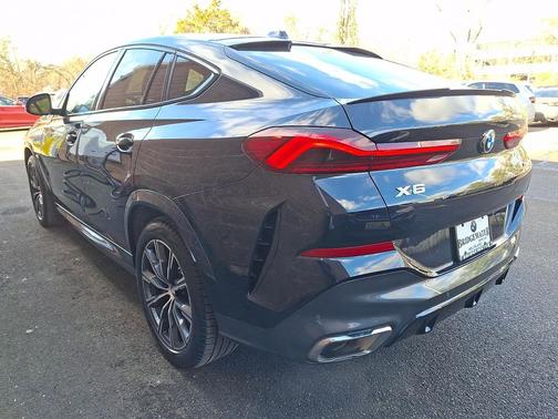 2025 BMW X6 xDrive40i