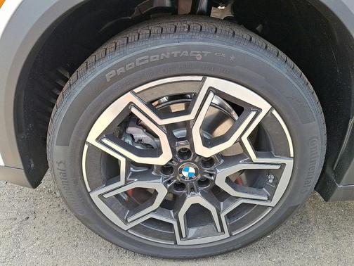 2025 BMW X2 xDrive28i