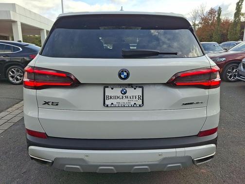 2022 BMW X5 PHEV xDrive45e