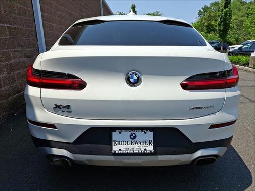 2024 BMW X4 xDrive30i