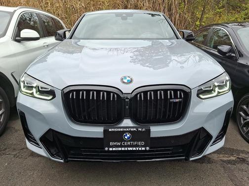 2025 BMW X4 M40i
