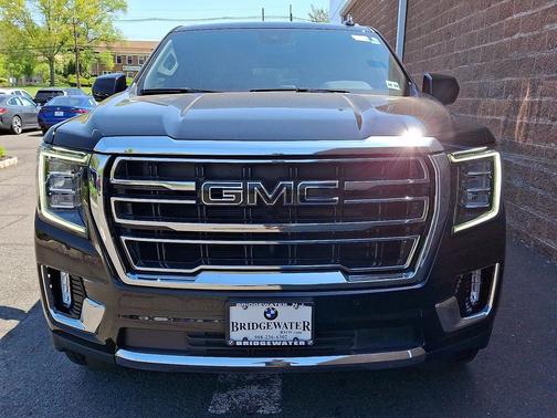 Onyx Black 2024 GMC Yukon SLT