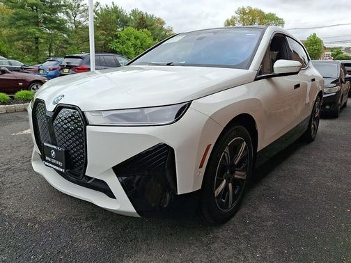 Alpine White 2025 BMW iX xDrive50