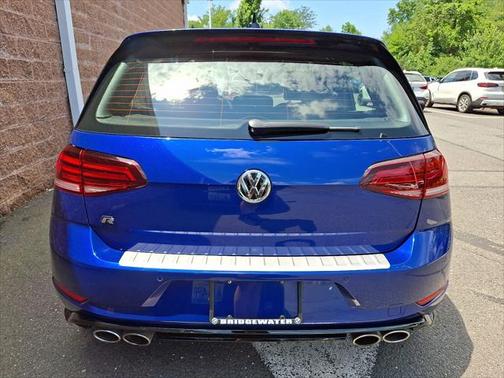 2019 Volkswagen Golf R 2.0T DSG